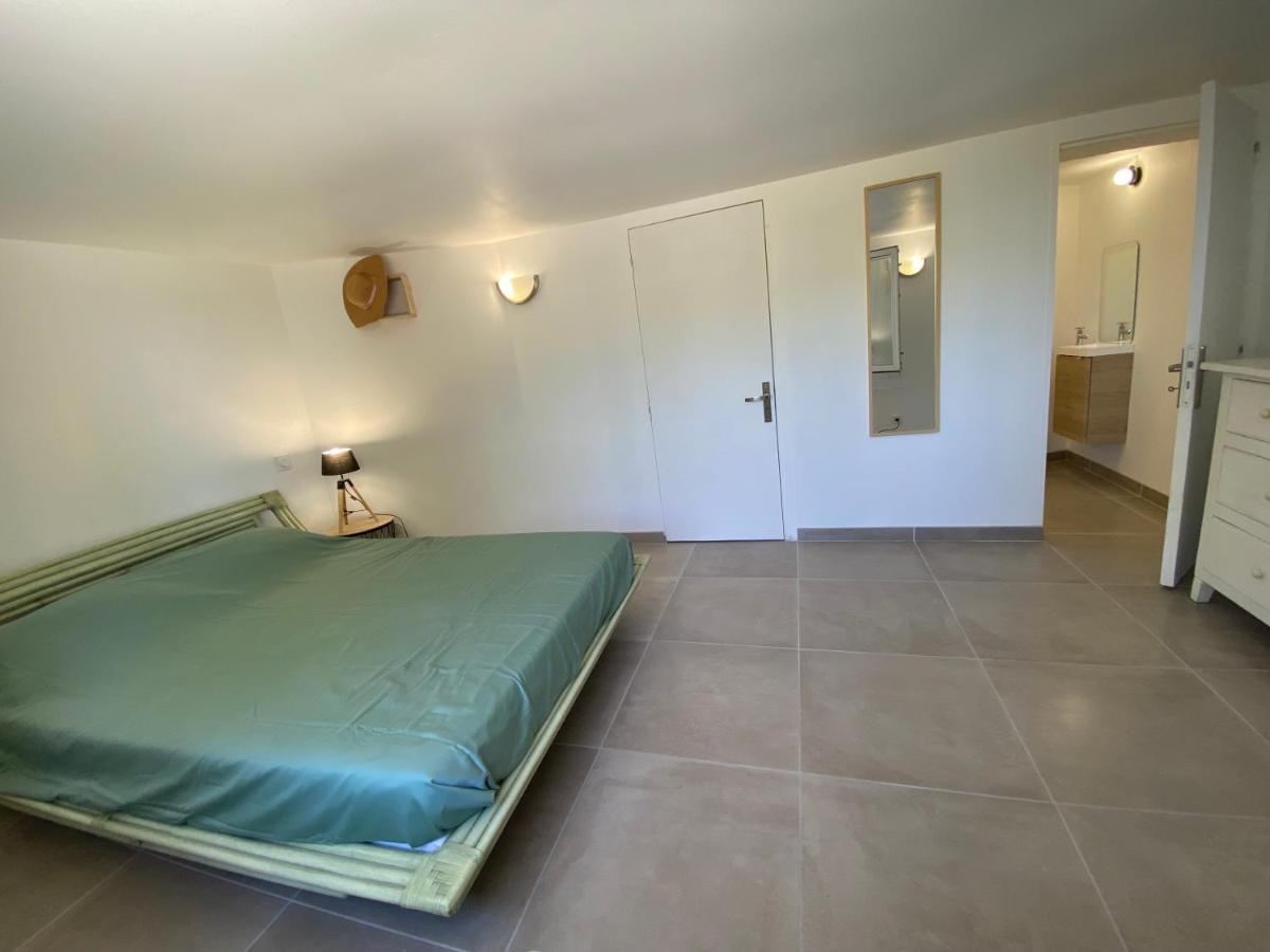 T3 Les Pieds Dans L'Eau Apartment Istres Luaran gambar